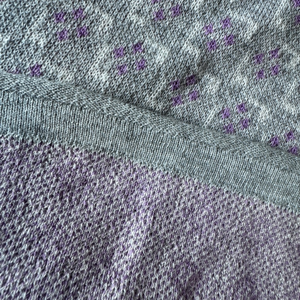 Patterned Long Sleeve Top - Picture 10 of 11